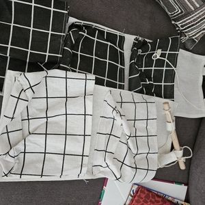 Pocketed cloth hanging storage